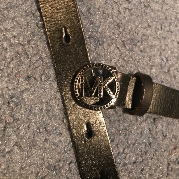 Black Michael Kors Belt - Picture 1 of 3